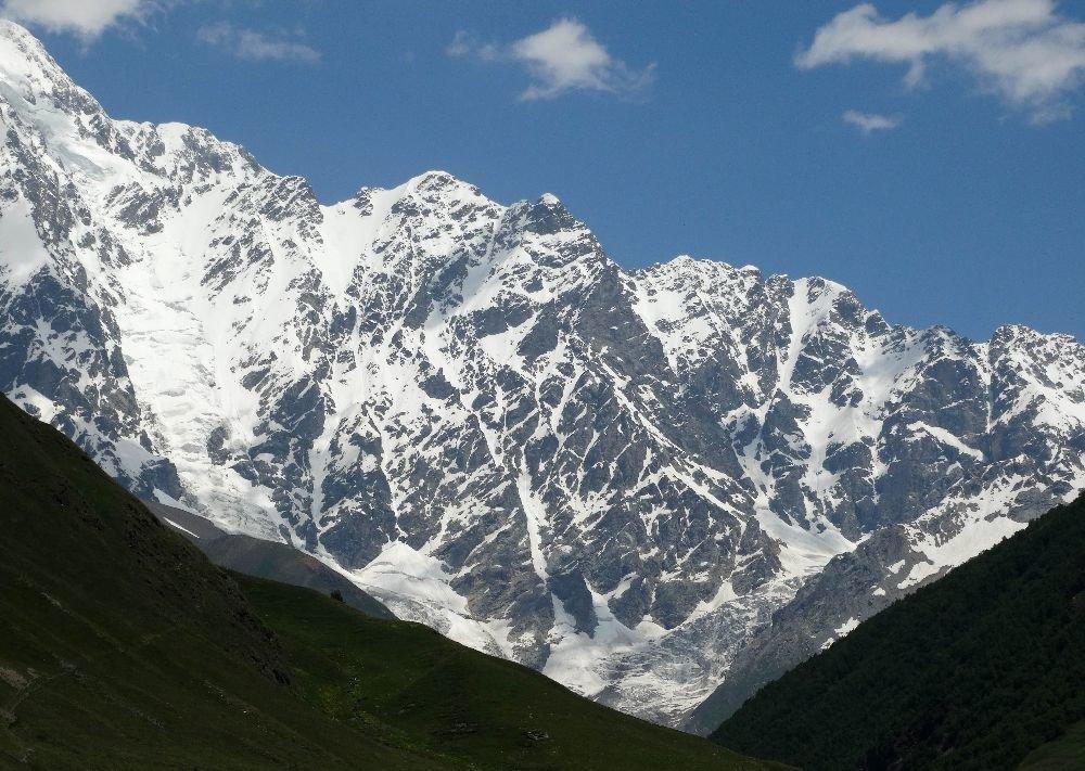 Maxvshi Hotel Ushguli Buitenkant foto