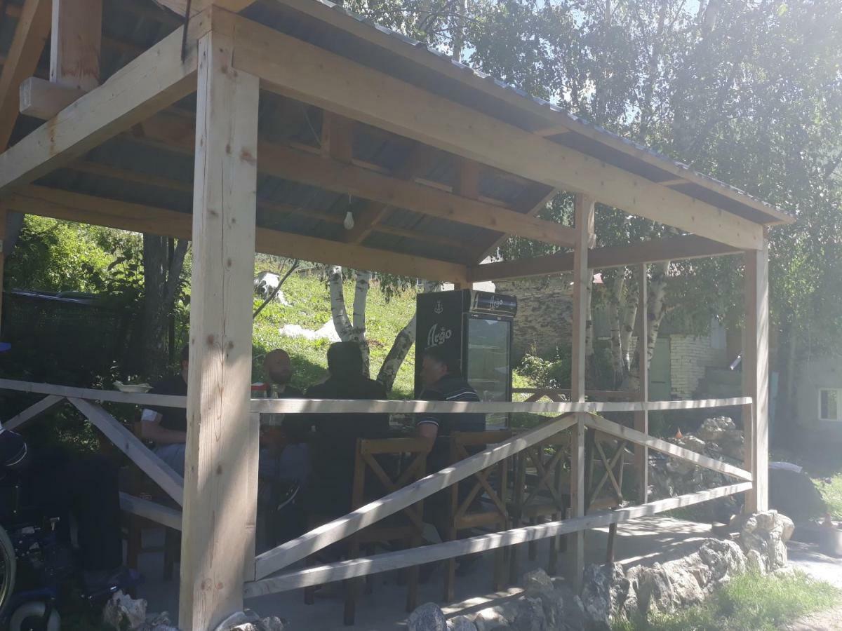 Maxvshi Hotel Ushguli Buitenkant foto