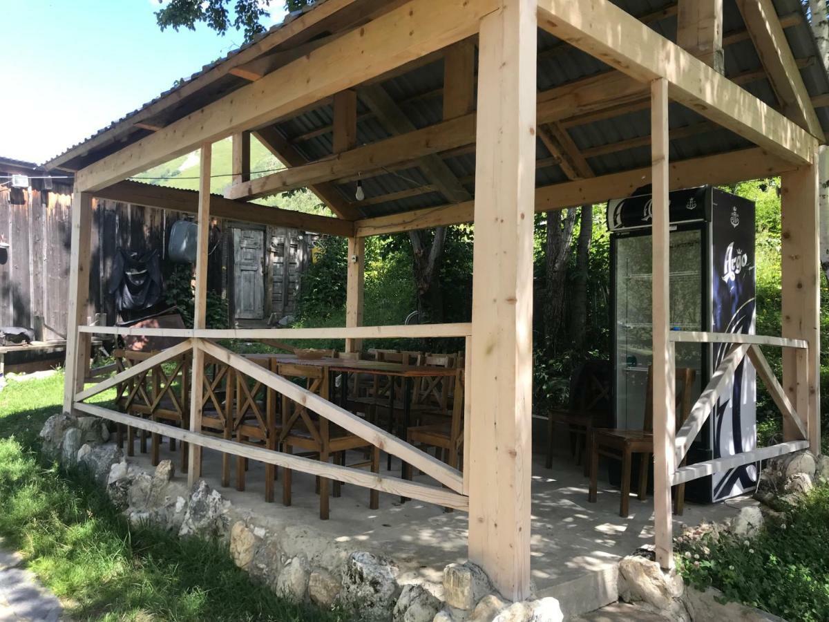Maxvshi Hotel Ushguli Buitenkant foto